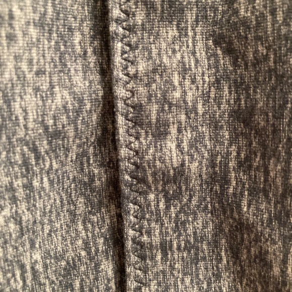 Lululemon Vinyasa snap infinity scarf wrap - Heathered Teal colour - Picture 4 of 8